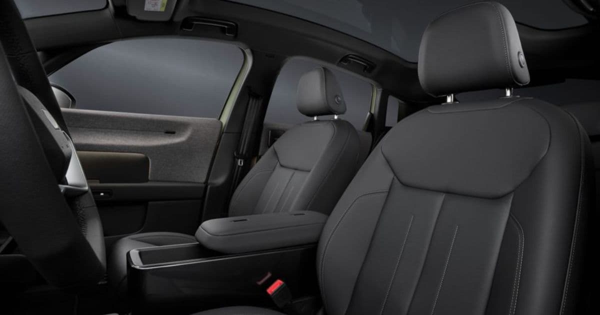 Audi A2 e-tron Front Seats and Panoramic Glass Roof